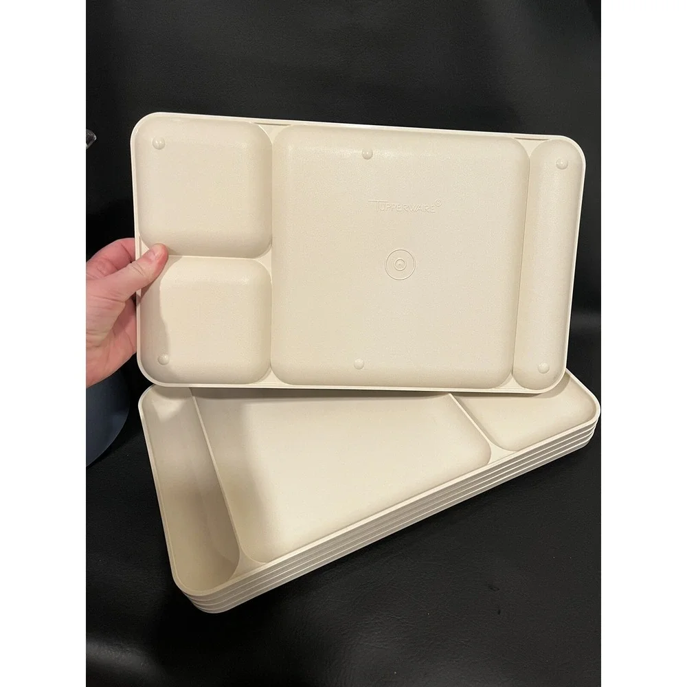 VTG TUPPERWARE Divided Tray #1535 Lunch Camping Cafeteria Almond Beige Set of 6